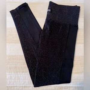 Victoria’s Secret NWOT Shimmer Legging/Yoga Compression Pants Size L
